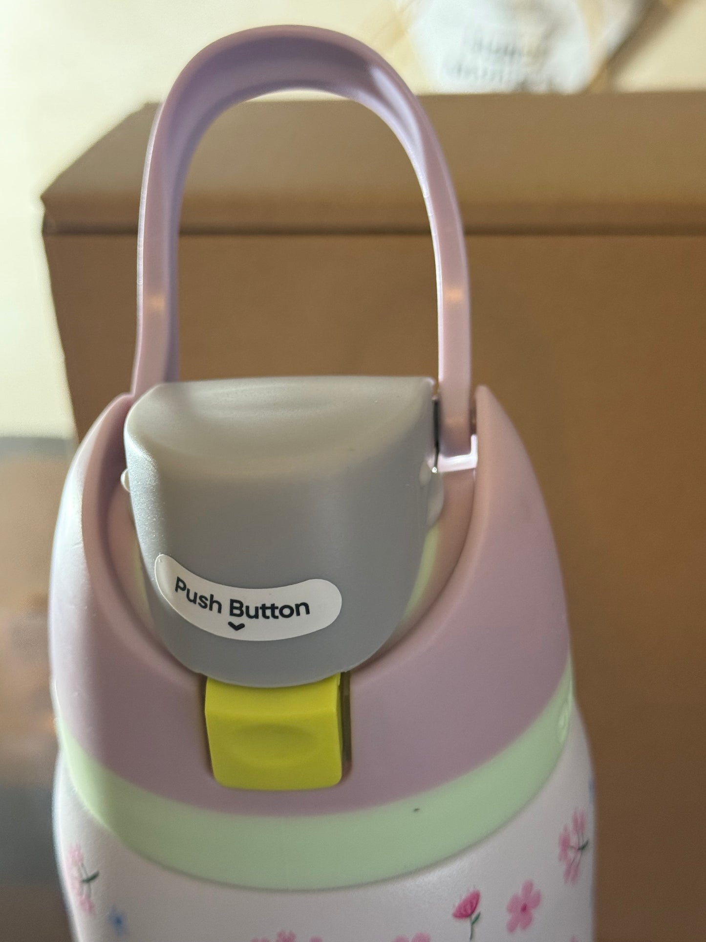 Owala FreeSip insulated 32oz Cherry blossom sport water bottle