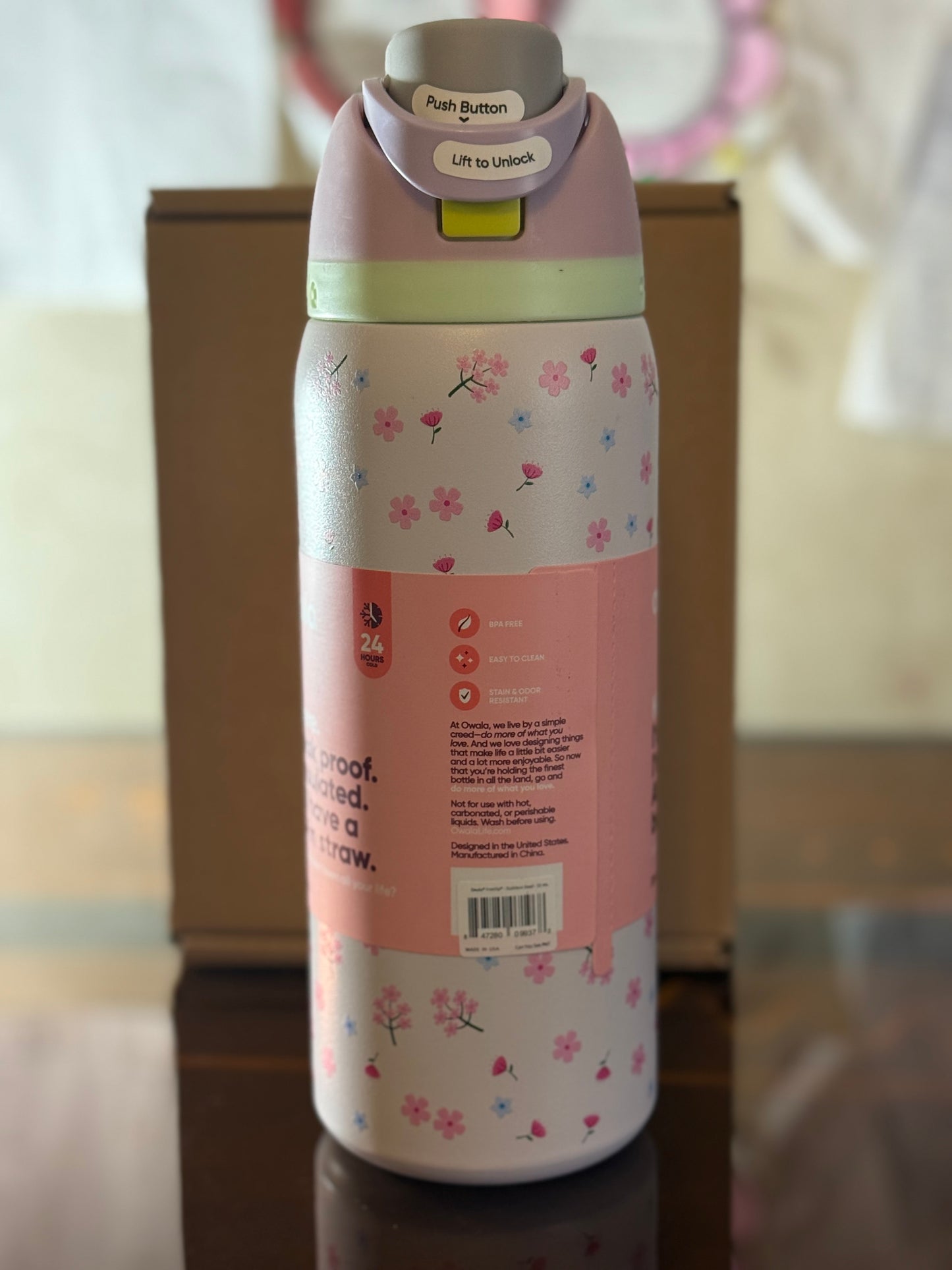 Owala FreeSip insulated 32oz Cherry blossom sport water bottle