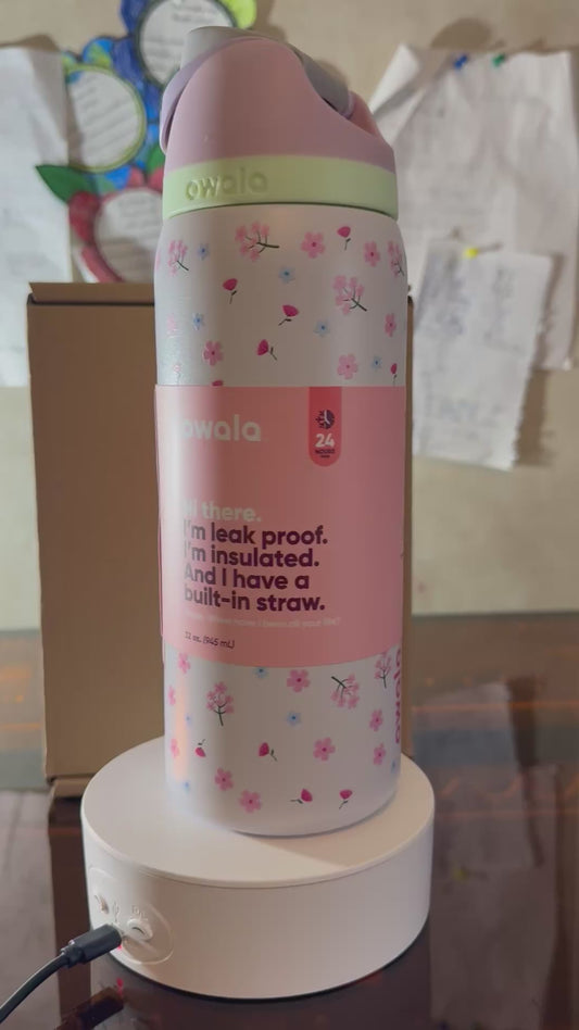 Owala FreeSip insulated 32oz Cherry blossom sport water bottle